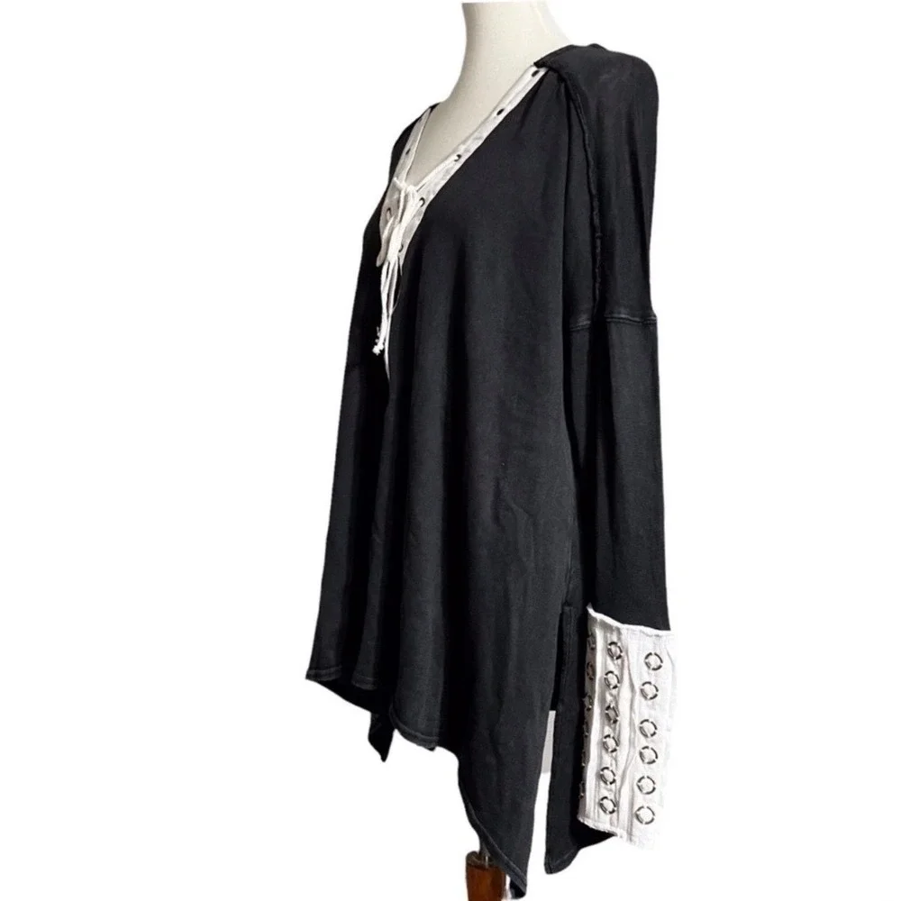 Free People Black Lace Up V Neck‎ Long Sleeve Grommet Cuff Oversized Tunic Top S